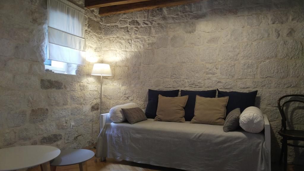 Rooms Livia Трогир Экстерьер фото