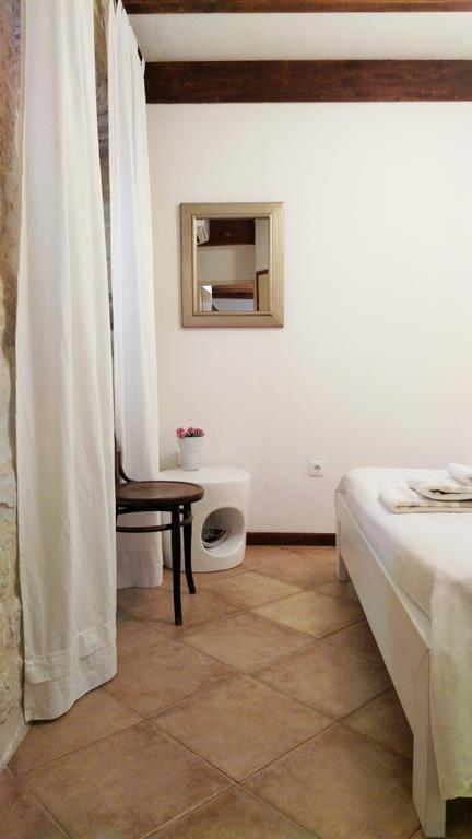 Rooms Livia Трогир Экстерьер фото
